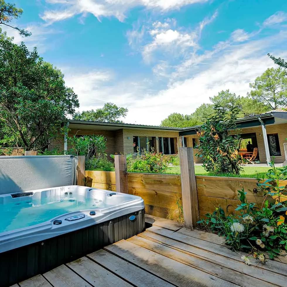 Natural Surf Lodge 3