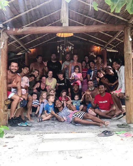 Shadow Mentawai Surf Camp 4