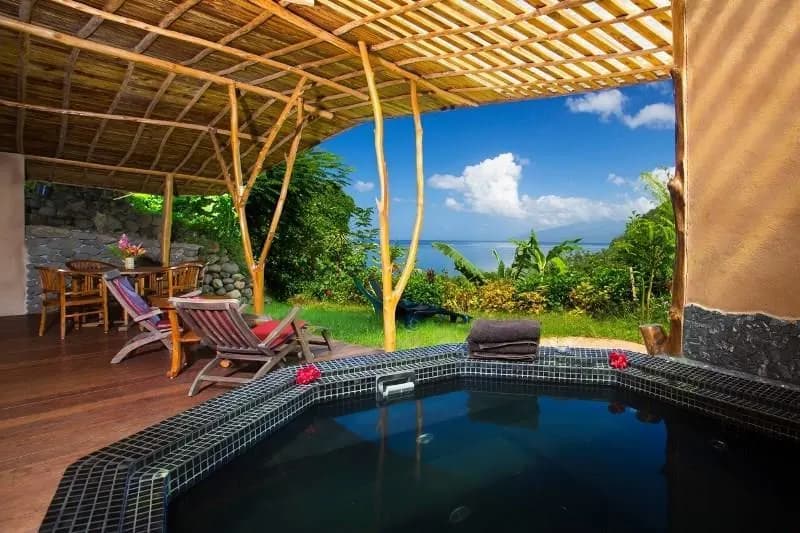 Tahiti Surf Camp – Fare Huka 3