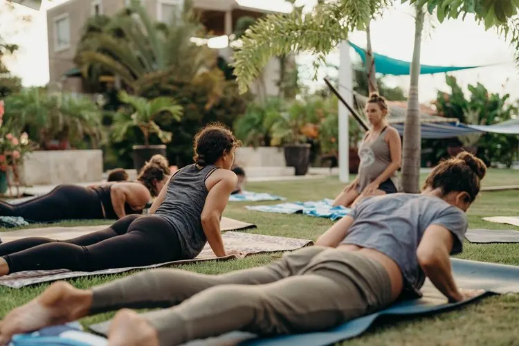 Sister Surf & Yoga Retreat 6