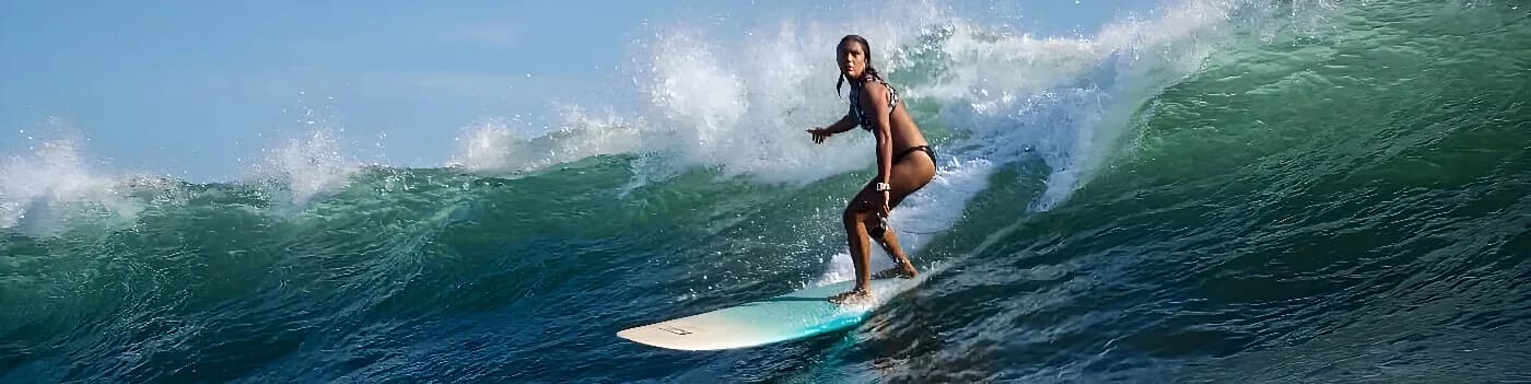 Tahiti Surf Camp – Fare Huka 2