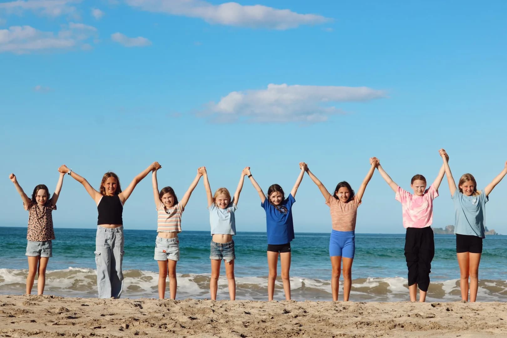 Sky's Girls Surf Camp 3