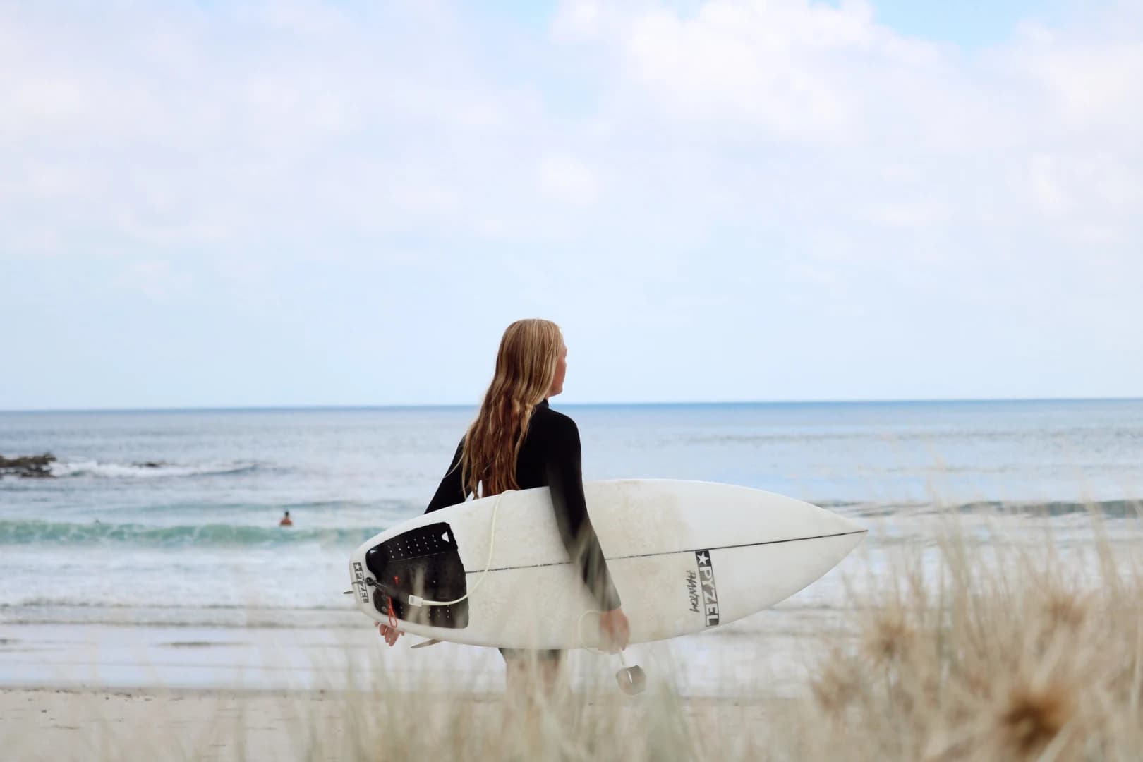 Sky's Girls Surf Camp 6
