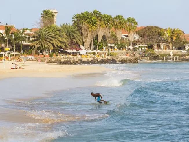 Sal Surf Camp & School 4