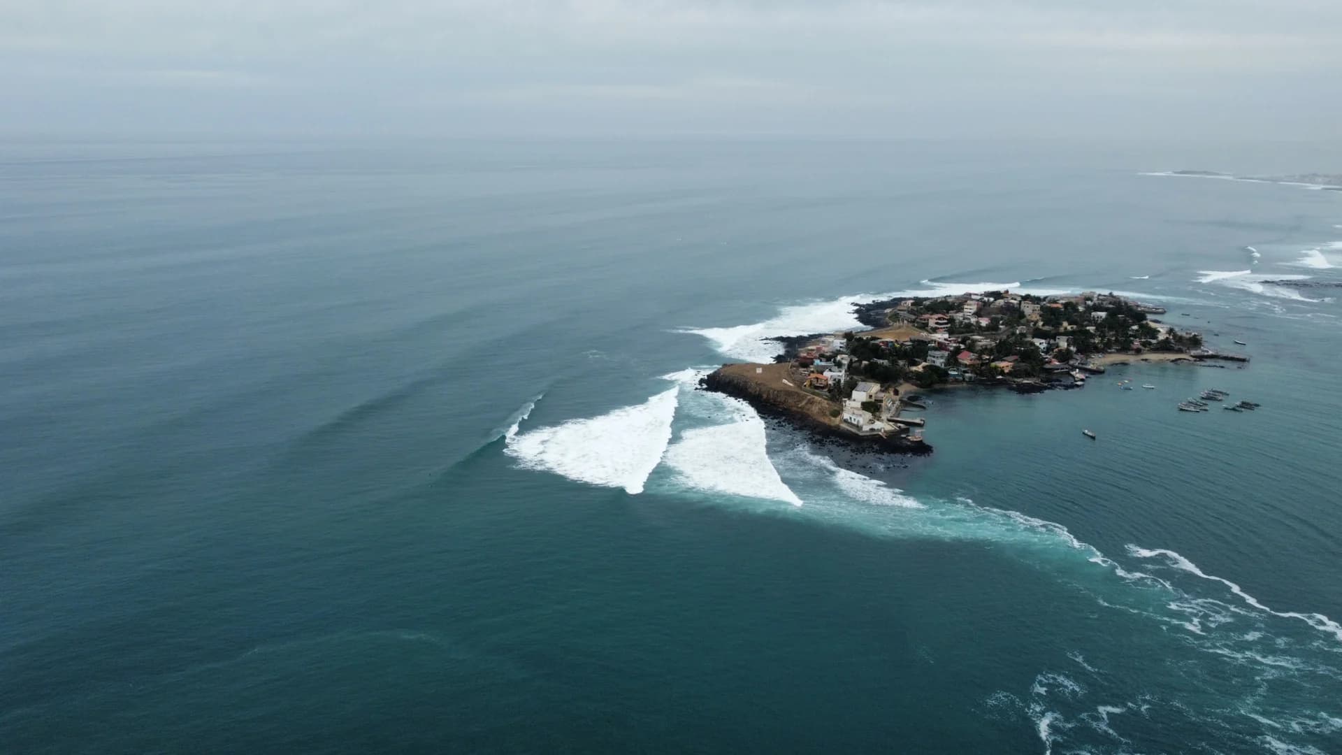 Ngor Island Surf Camp 1