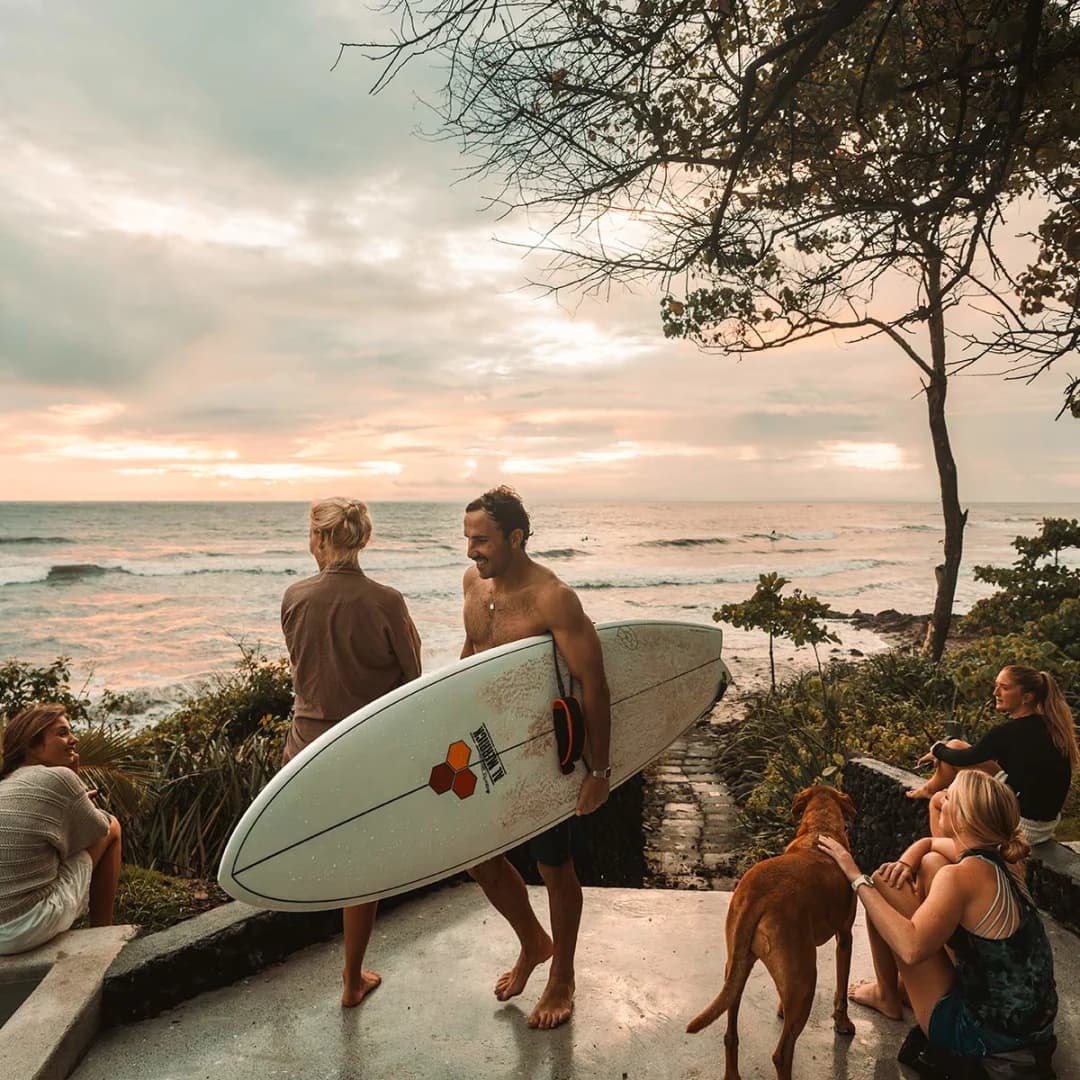 Lapoint Premium Surf Camp Los Clavos 2