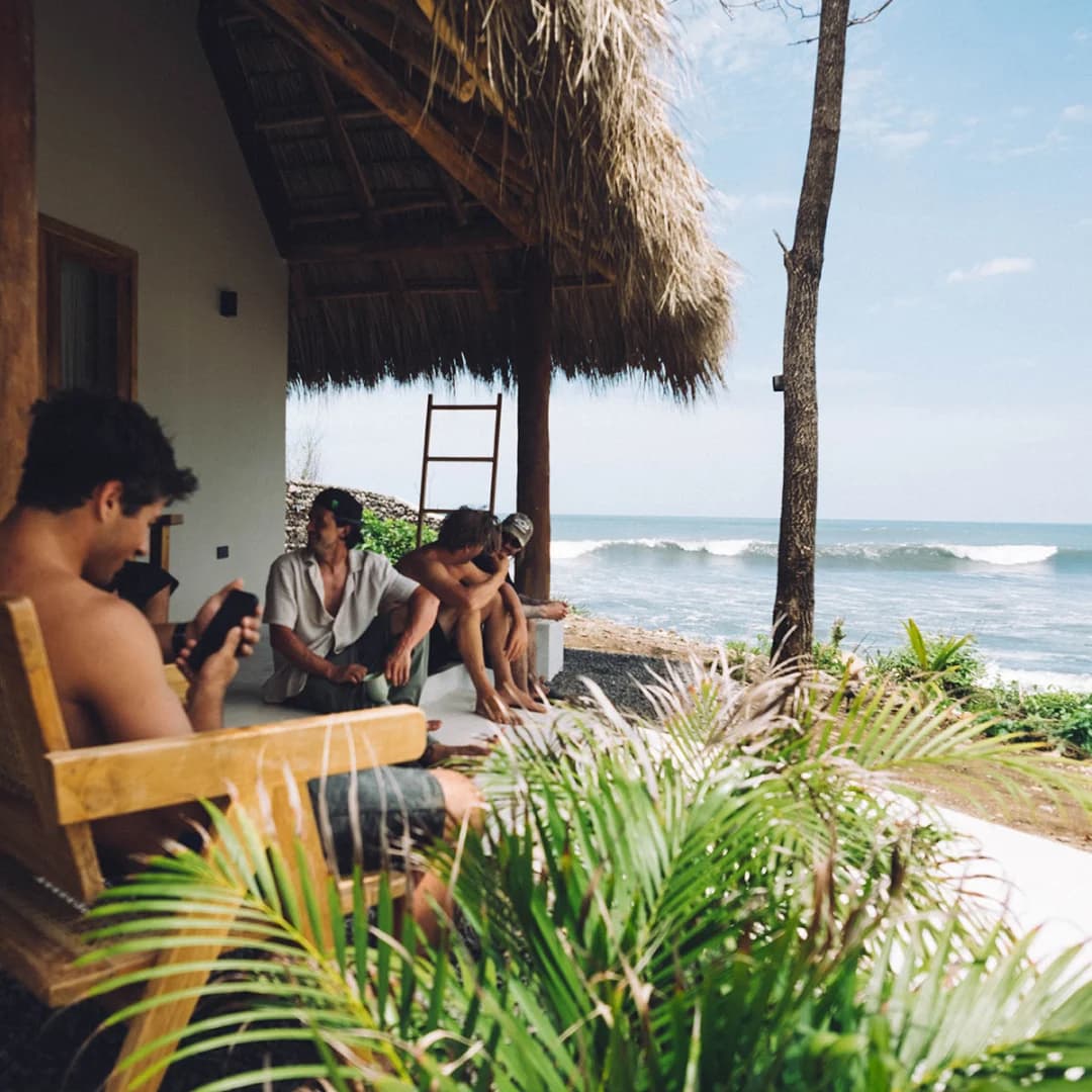 Lapoint Premium Surf Camp Los Clavos 6