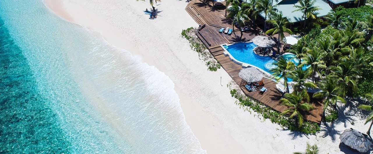 Tavarua Island Resort 6