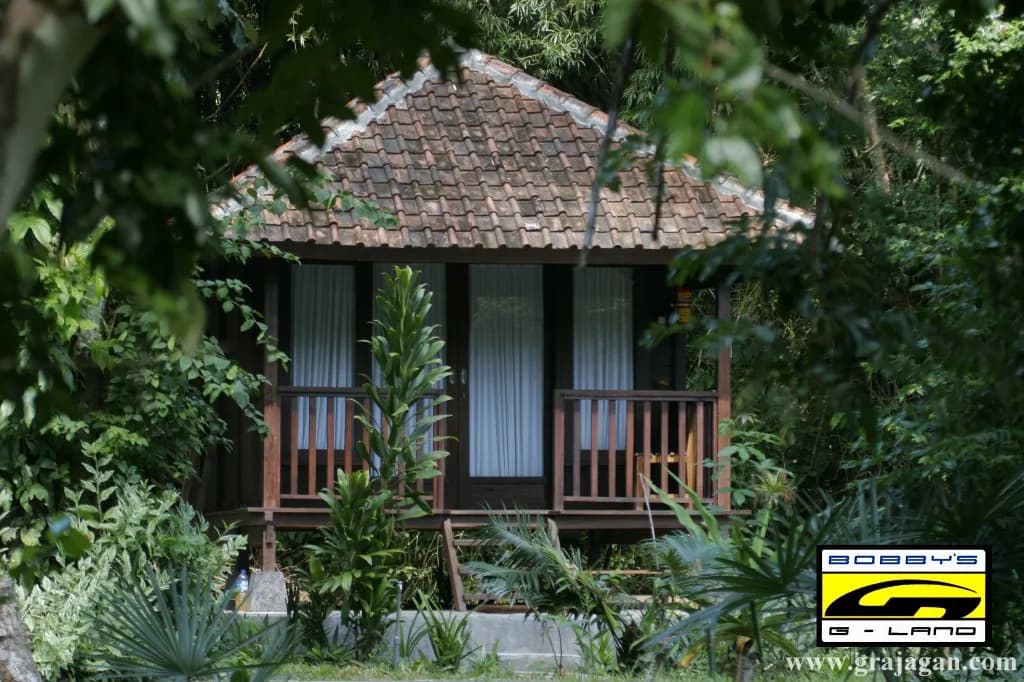 Bobby's G-Land Surf Camp 3