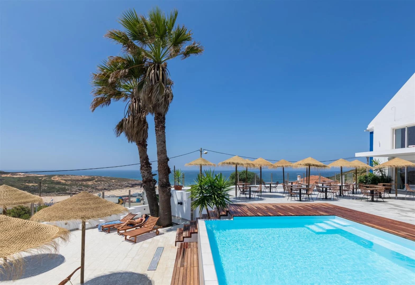 Ericeira Surf Camp & Hostel 5