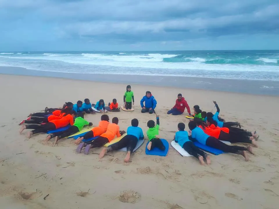 Natural Surf Lodge 4