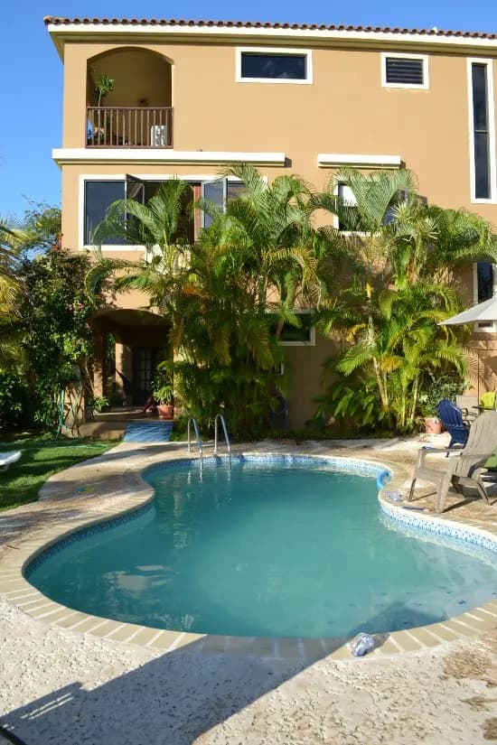 Surf 787 Villa & Surf School 2